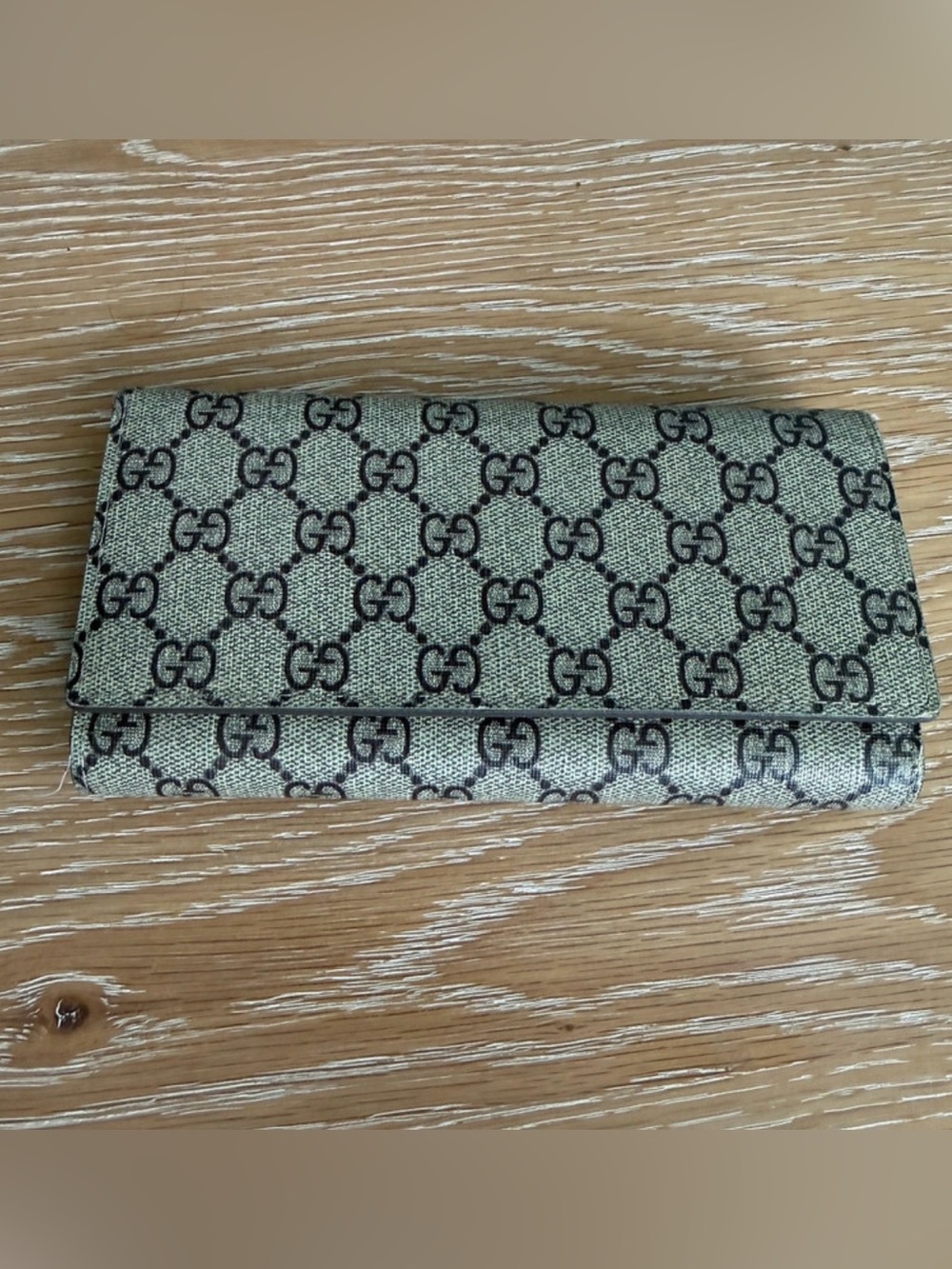 Inspired large Signature GG Continental Wallet in Beige/Ebony